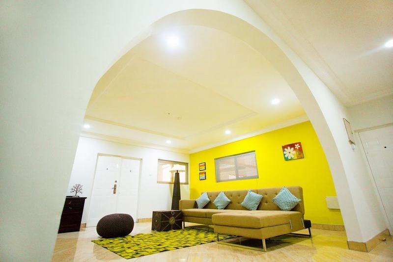 Earl Heights Suites Hotel Accra Exterior photo