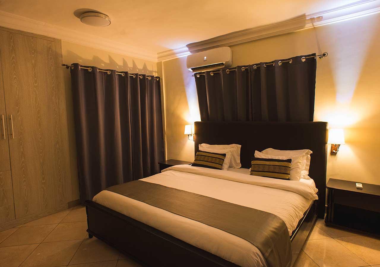 Earl Heights Suites Hotel Accra Exterior photo